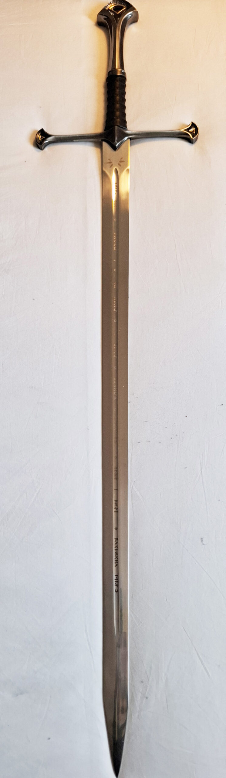 épée du Prieuré Provincial de Touraine "Pax et serenitas"