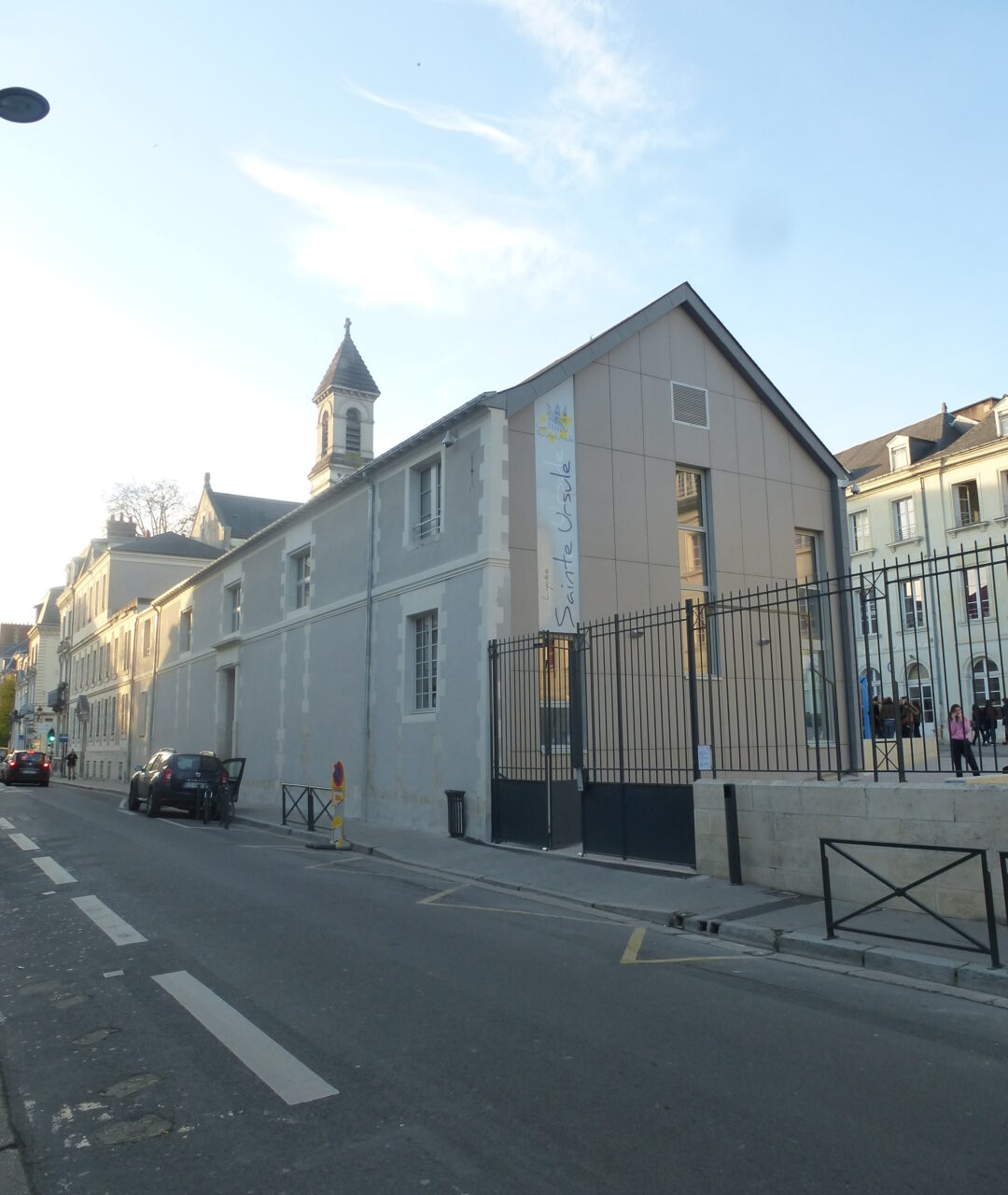 29 novembre 2026 : Roland Nicolin, Chevalier de l&rsquo;Ordre de Saint Lazare organise une Conférence sur le thème « l&rsquo;Histoire des Reliques » au Lycée Sainte- Ursule de Tours.